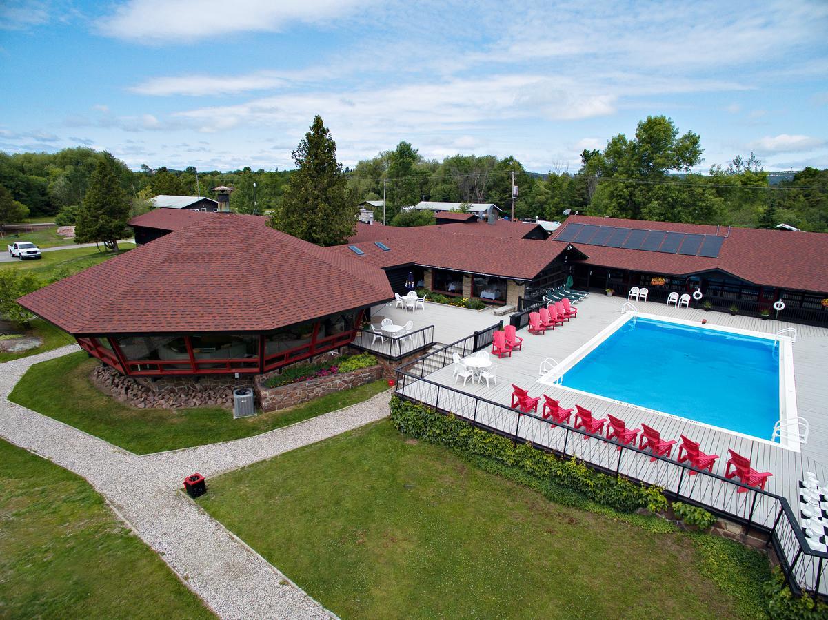 Sportsman'S Inn Resort & Marina 킬라니 외부 사진